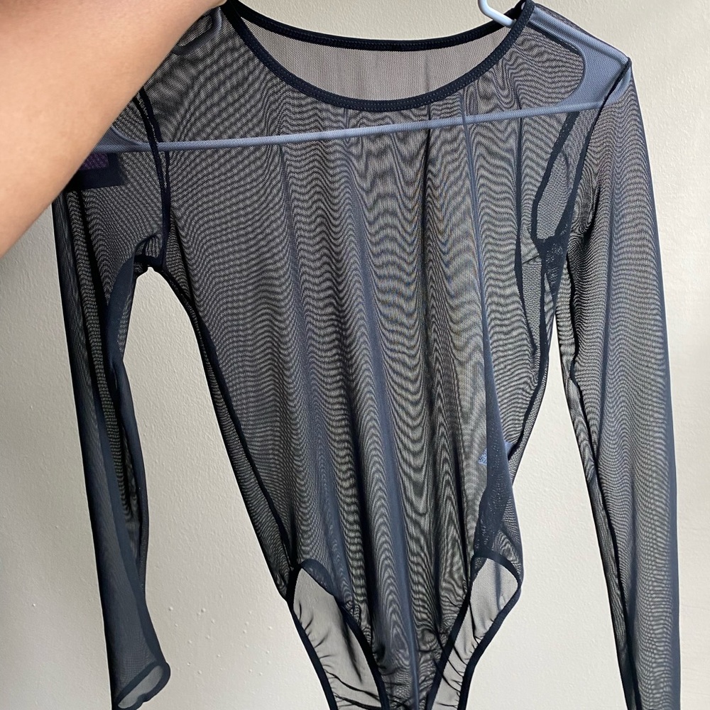 BODY SUIT